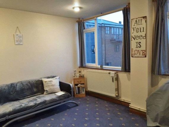 1&nbsp;Bedroom&nbsp;Flat